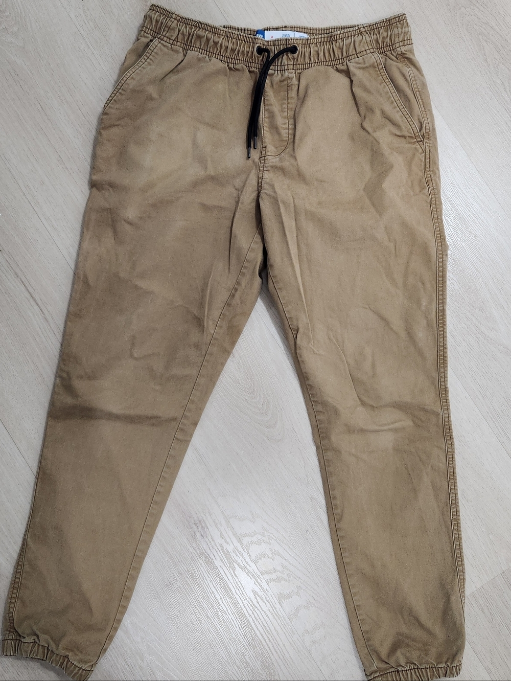 Men's Casual Elastic-Waist Pants in Khaki